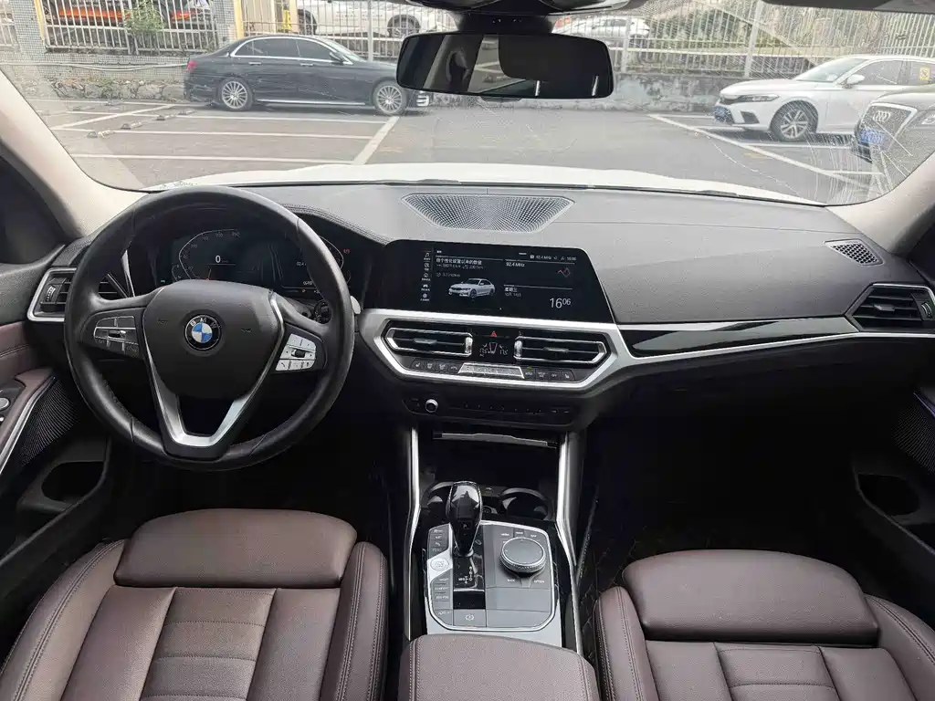 BMW 3 Series — миниатюра 9
