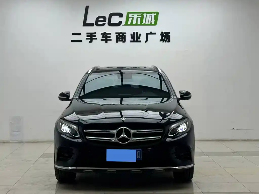 MERCEDES-BENZ GLC