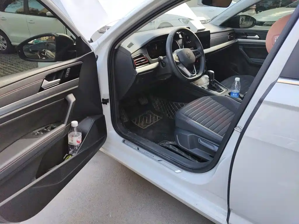 Volkswagen Lavida — миниатюра 13