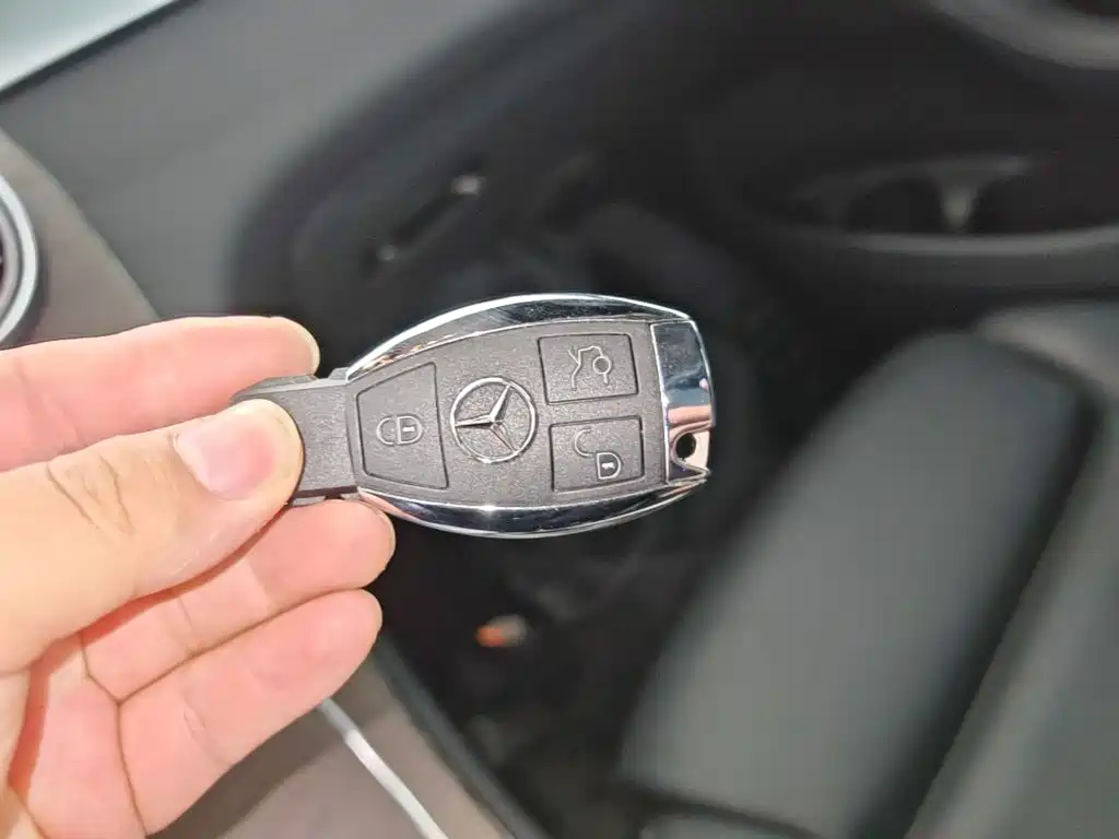 Mercedes-Benz GLC — миниатюра 9