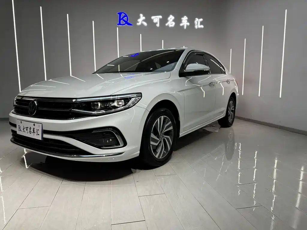 Volkswagen Bora 2023