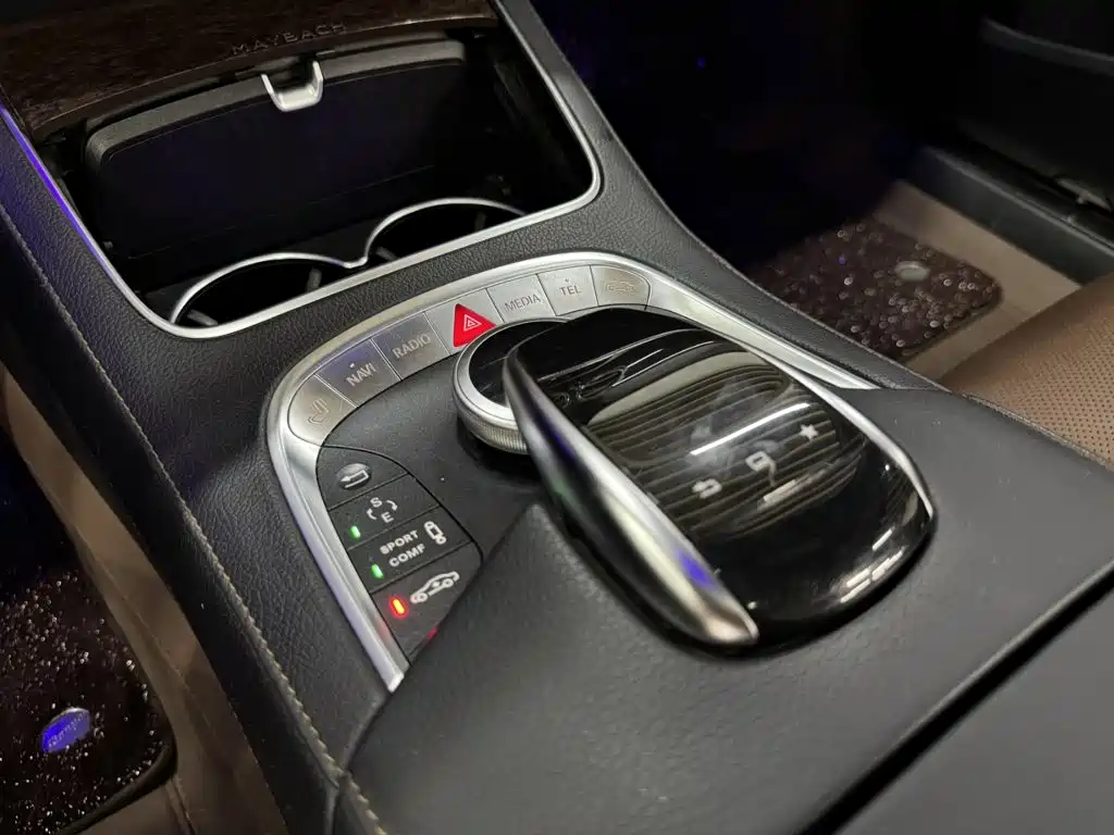 Mercedes-Benz S-Class — миниатюра 16