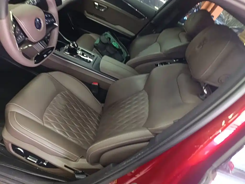 BYD Han — миниатюра 15