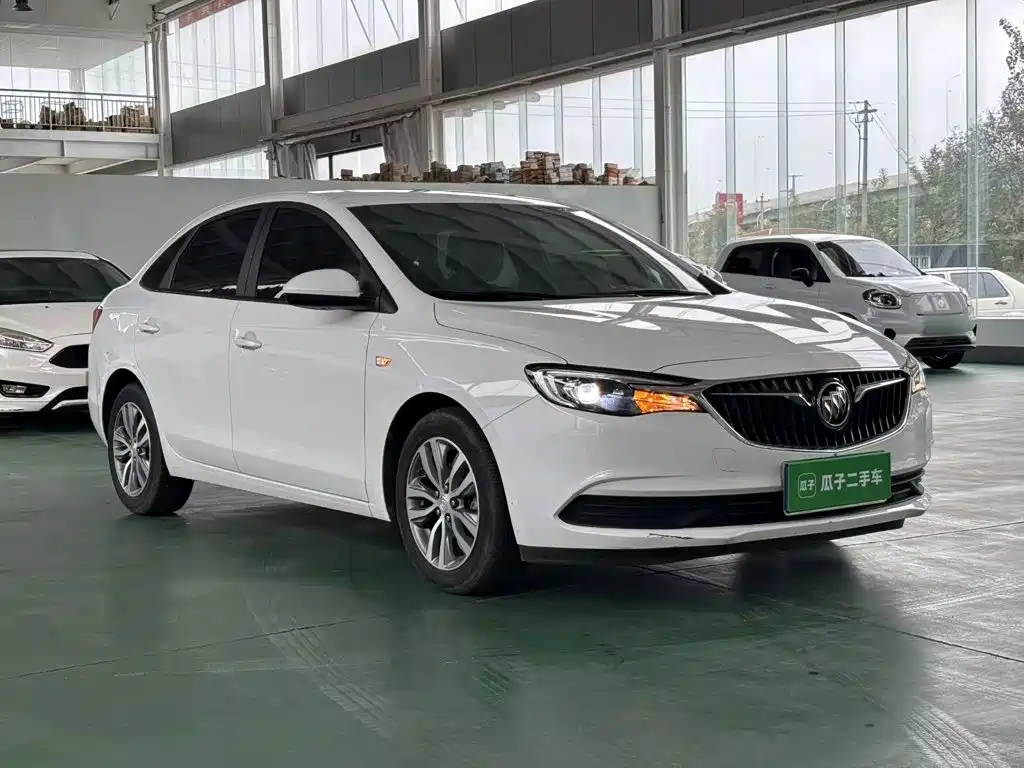 Buick Excelle — миниатюра 4