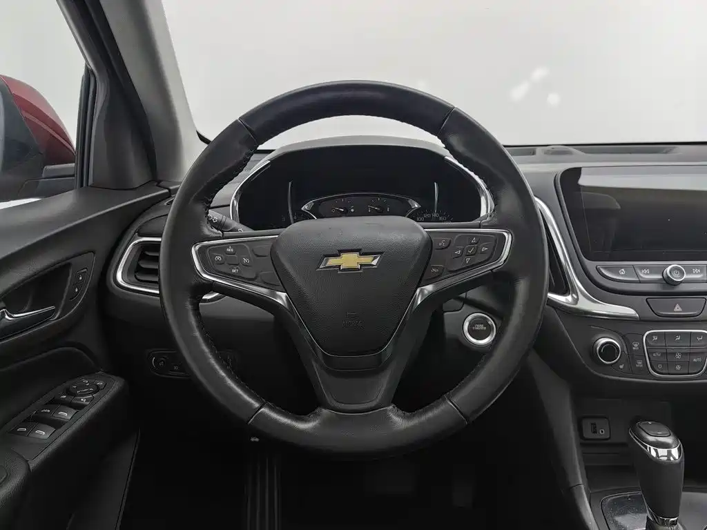 Chevrolet Equinox — миниатюра 11