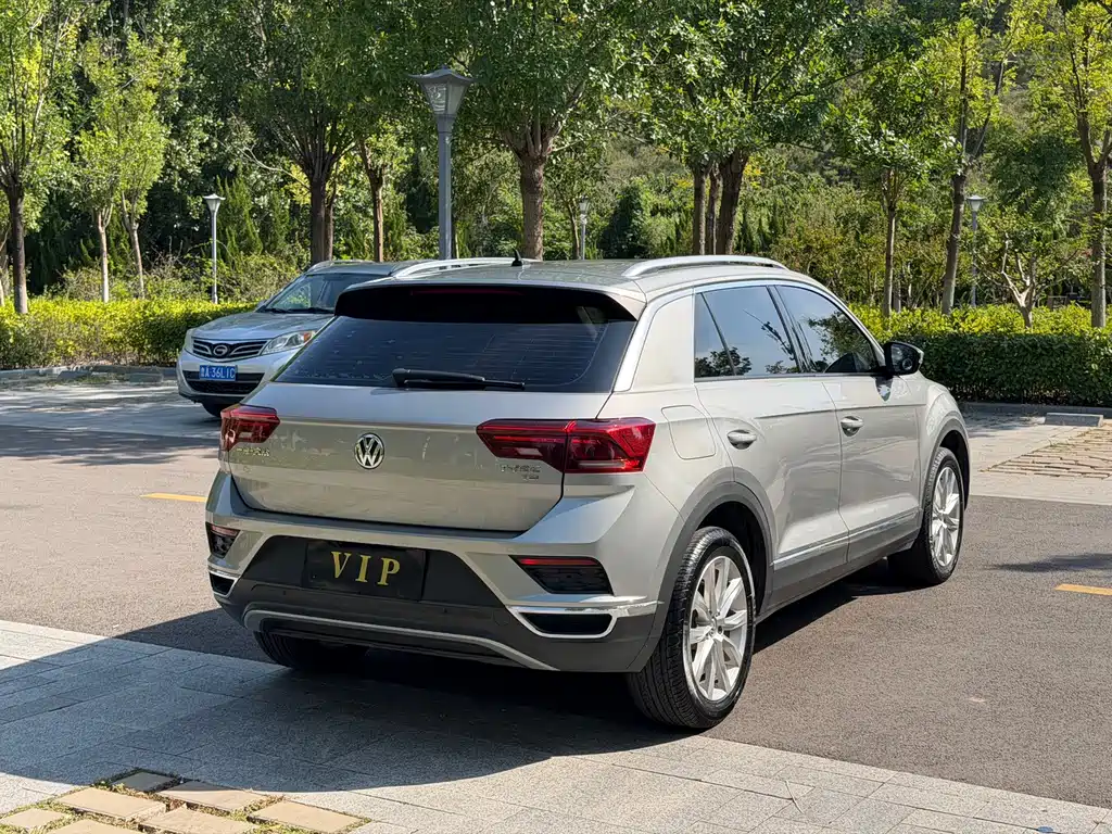 Volkswagen T-Roc — миниатюра 9