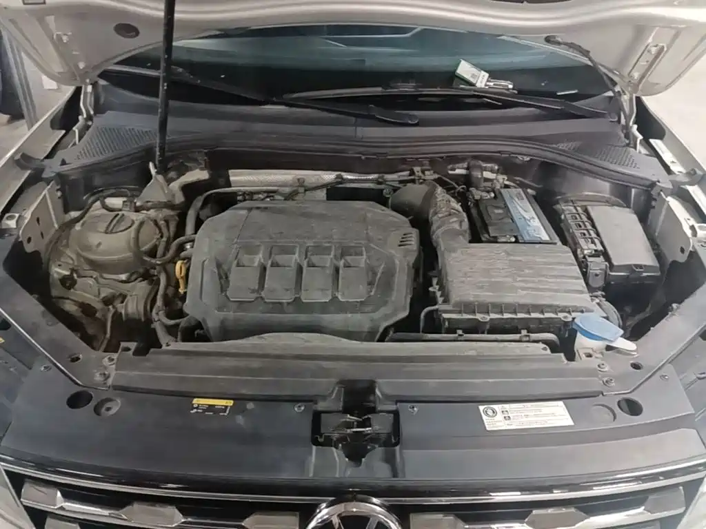 Volkswagen Tiguan L — миниатюра 20
