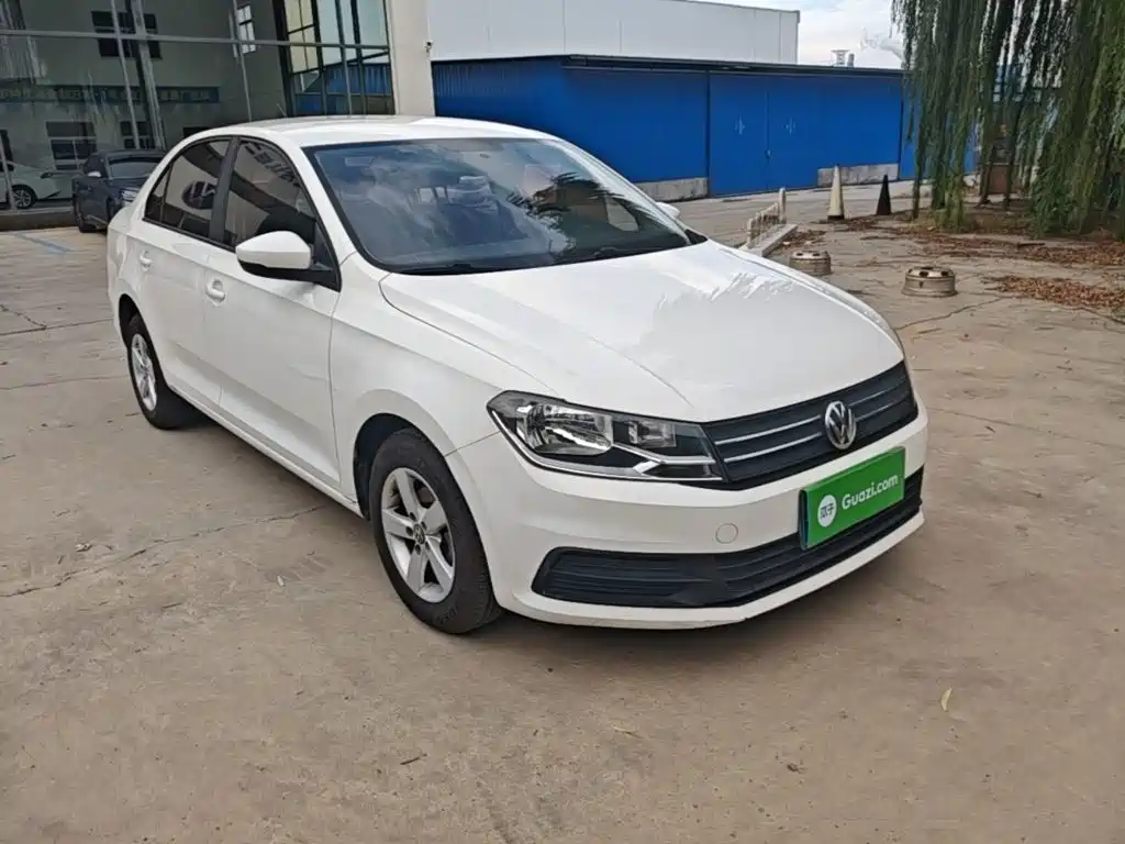 Volkswagen Santana — миниатюра 4