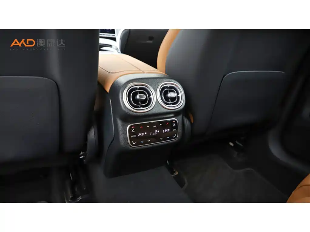 Mercedes-Benz GLC 2024 GLC 300 L 4MATIC 5 мест
