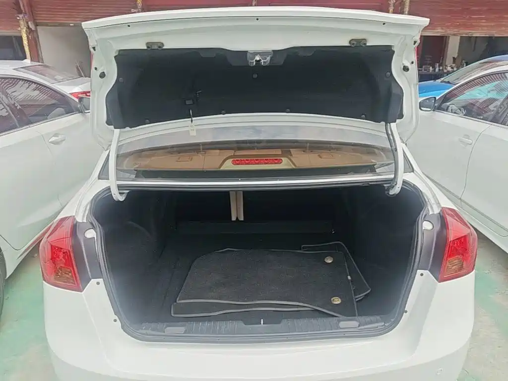 Buick Excelle — миниатюра 19