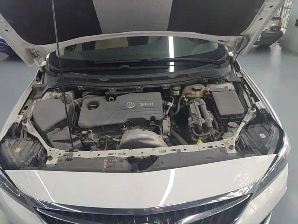 Buick Verano — миниатюра 20