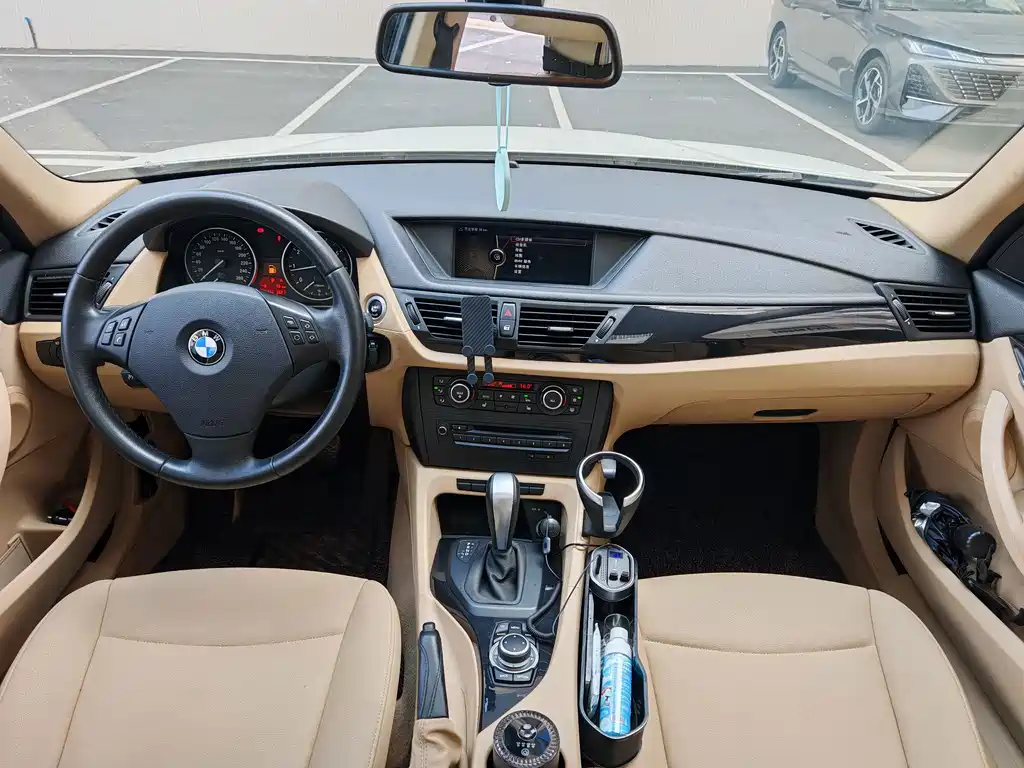 BMW X1 (Import) — миниатюра 7