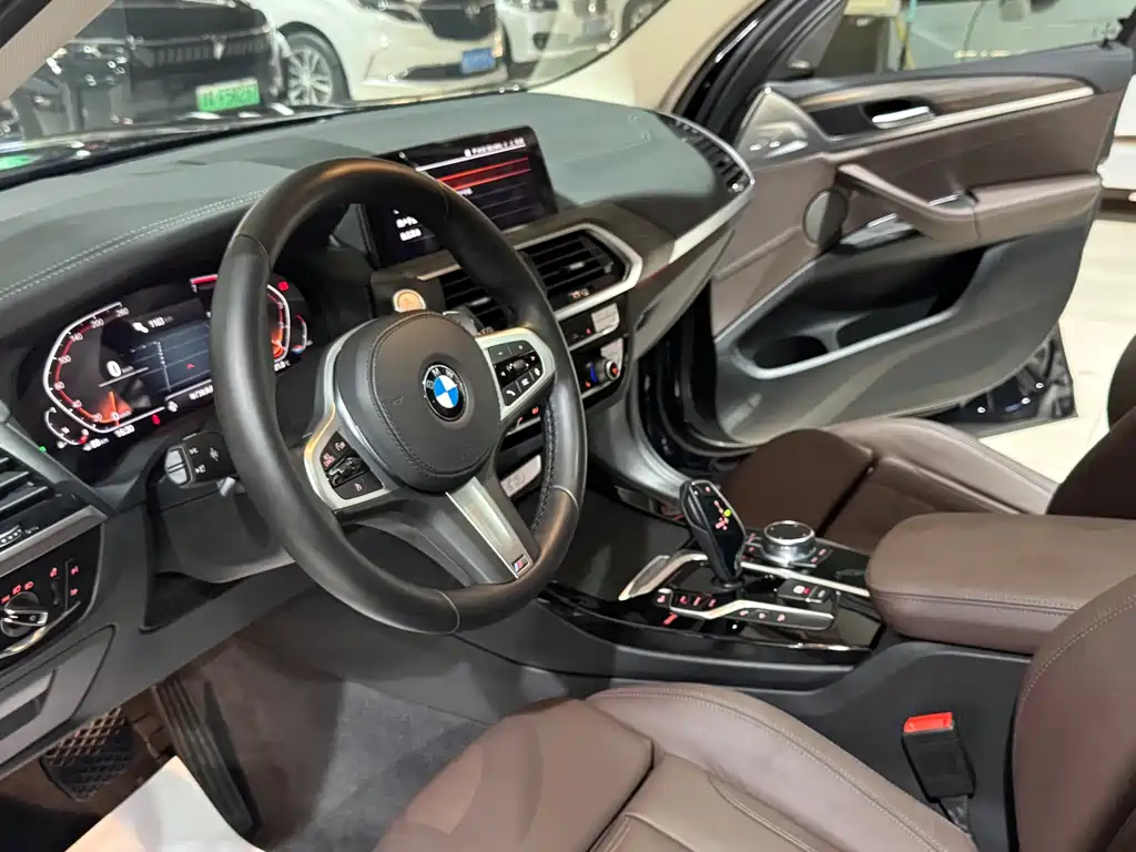 BMW X3 — миниатюра 24