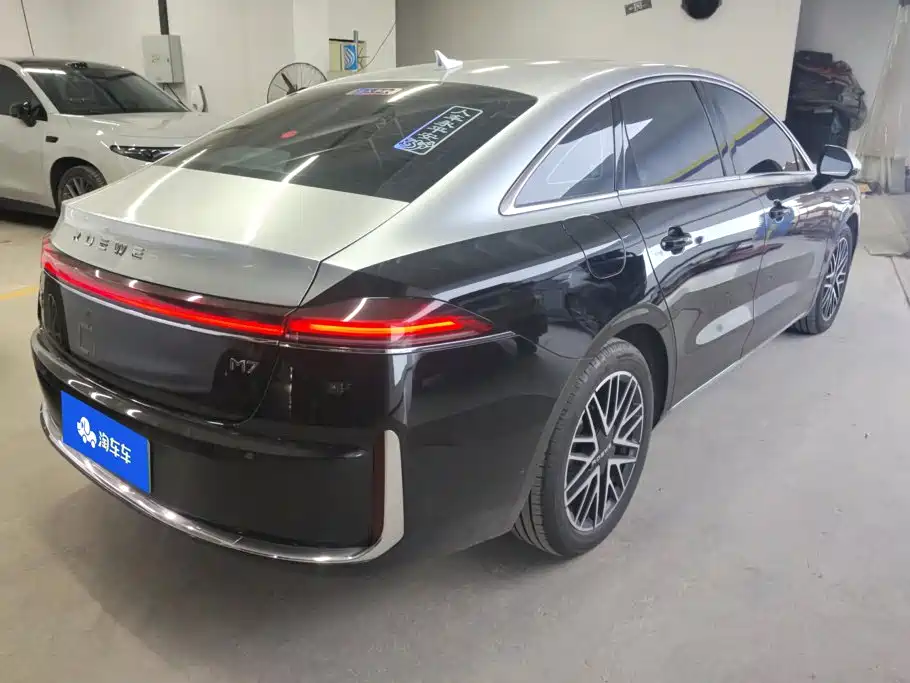 Roewe M7 DMH — миниатюра 3