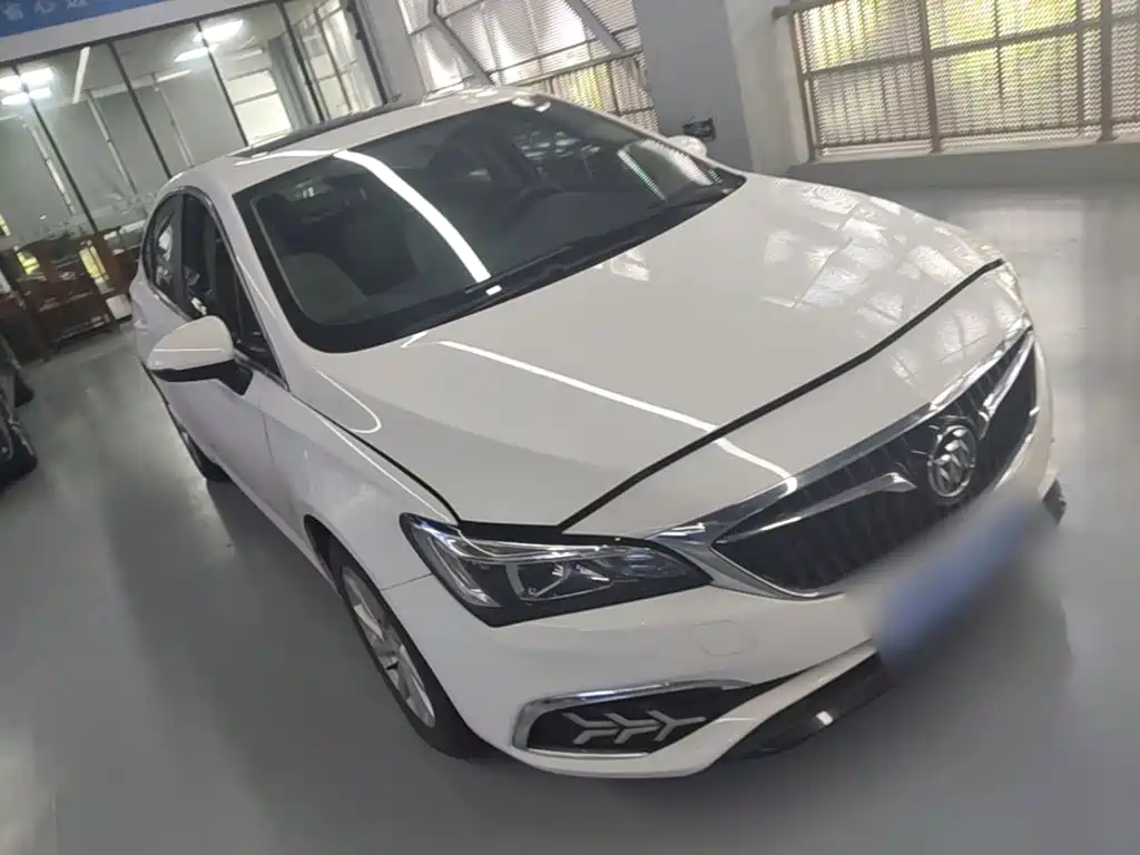 Buick Verano — миниатюра 4