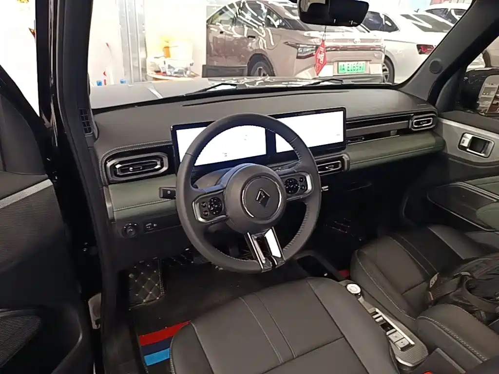 Baojun Yueye — миниатюра 10