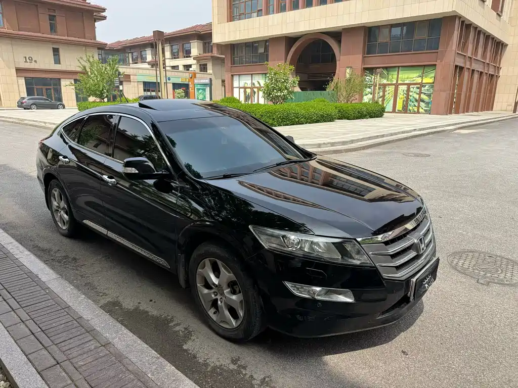 Honda Crosstour — миниатюра 2
