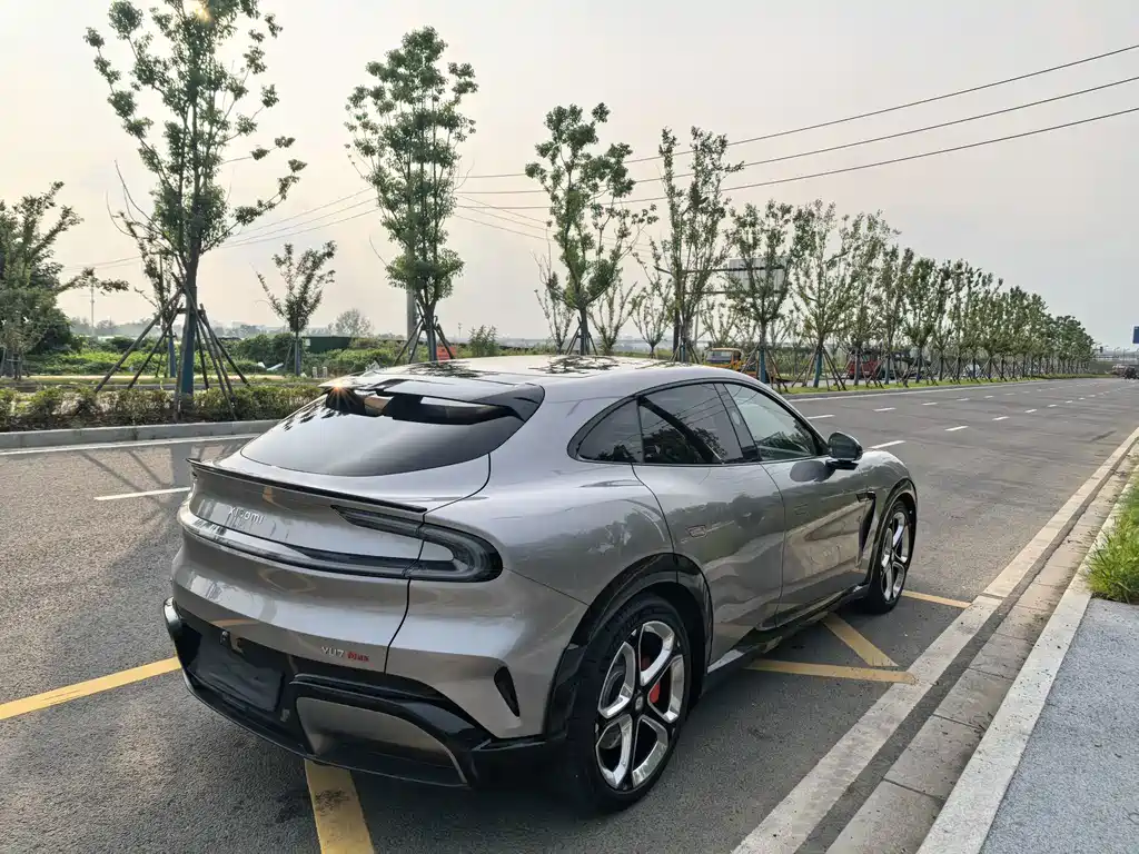 Xiaomi YU7 — миниатюра 6