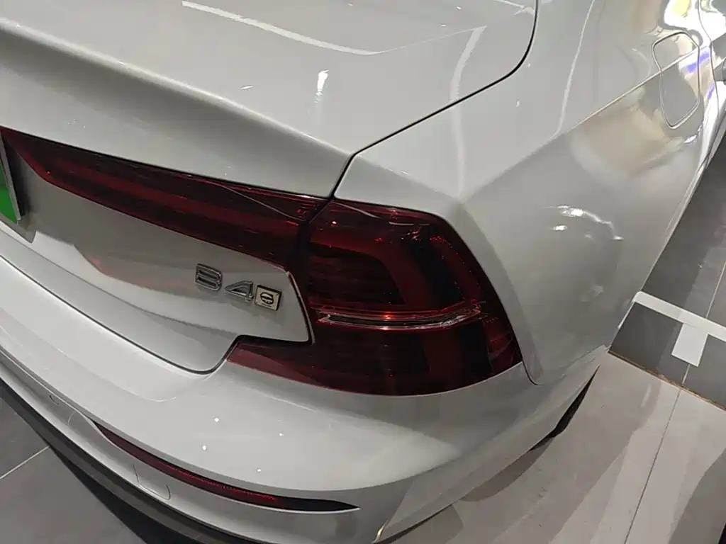 Volvo S60 — миниатюра 8