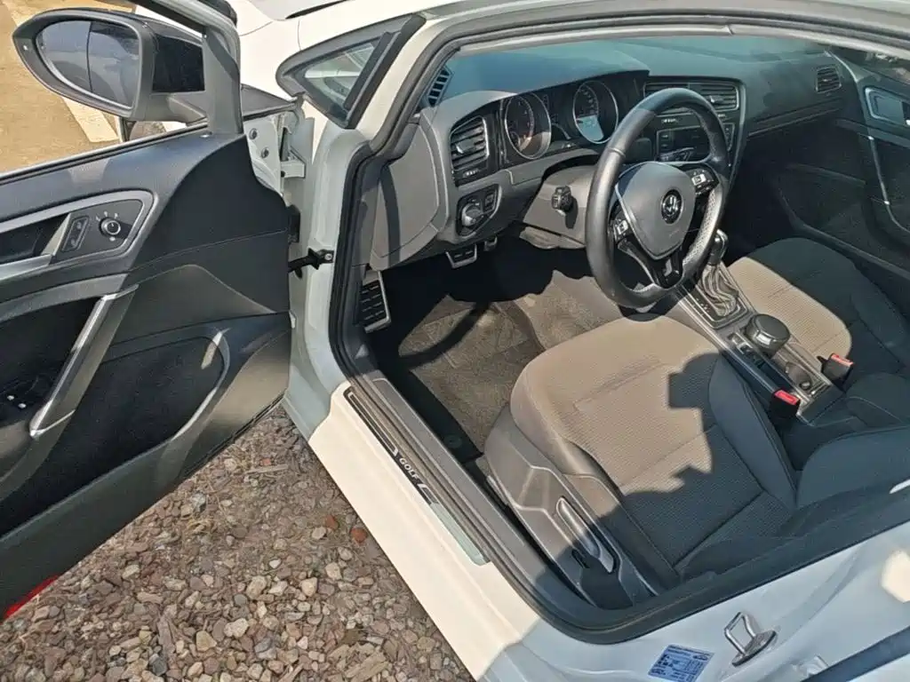 Volkswagen Golf — миниатюра 16