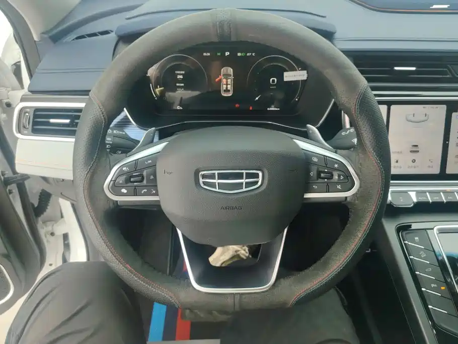 Geely Boyue — миниатюра 15