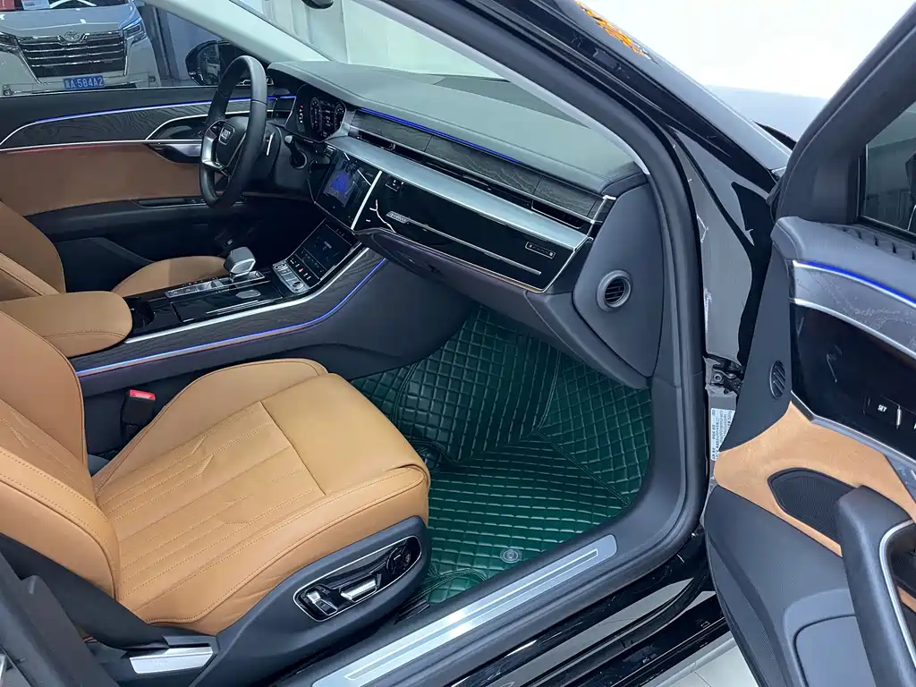 Audi A8 — миниатюра 11