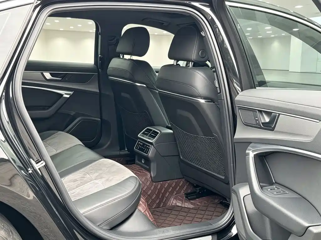 Audi A6L — миниатюра 6