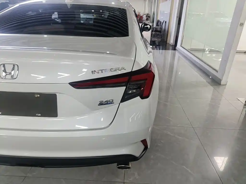 Honda Integra — миниатюра 8