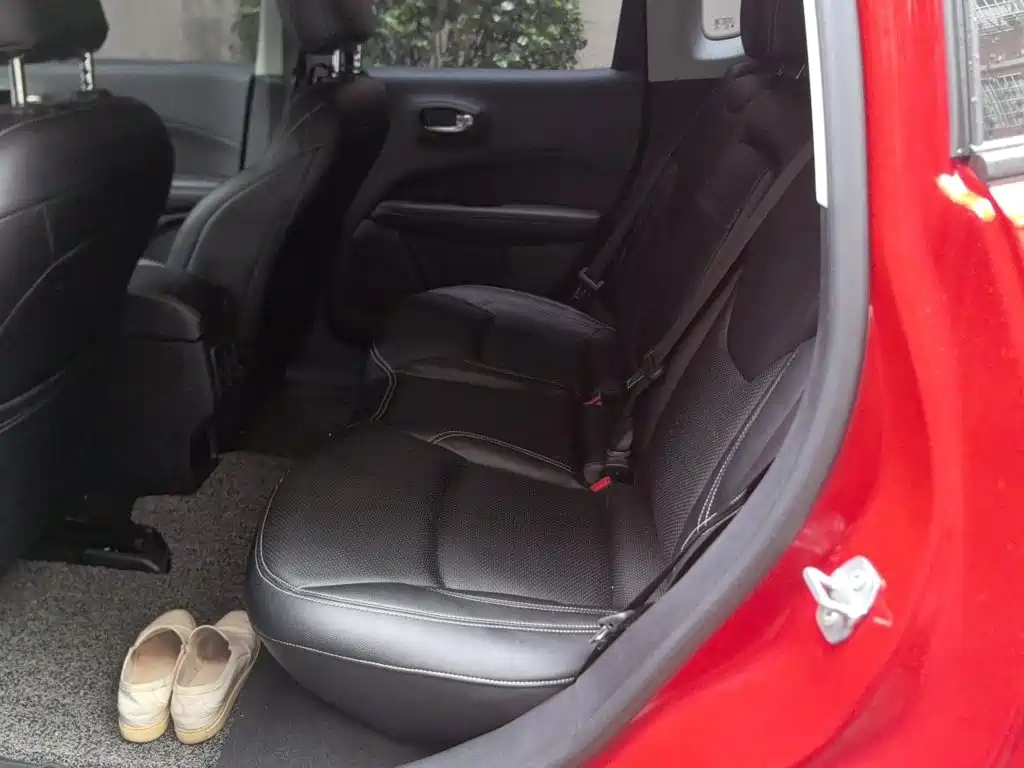 Jeep Compass — миниатюра 13