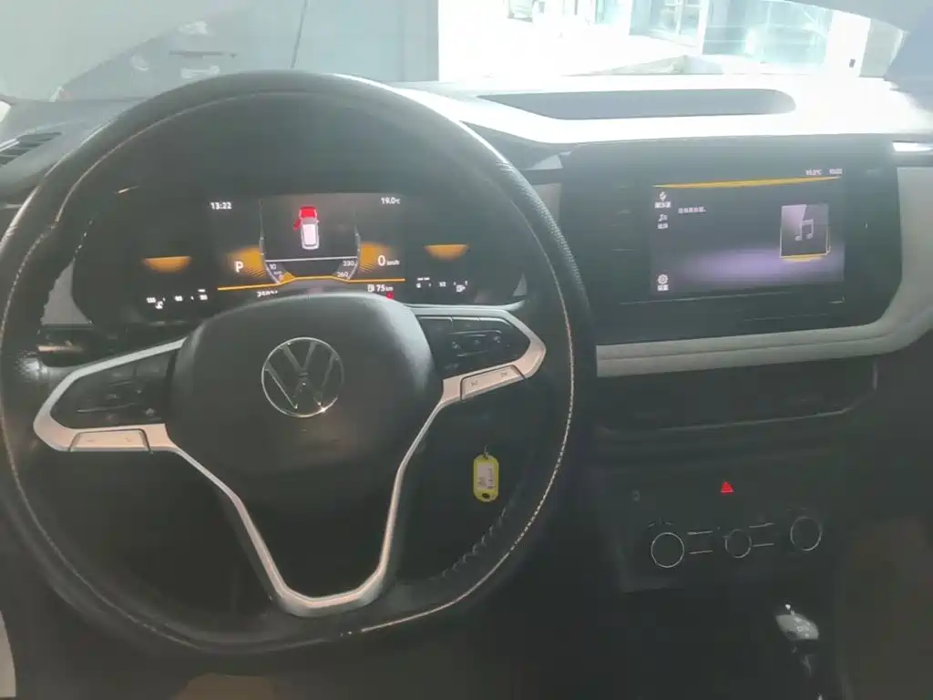 Volkswagen Tharu — миниатюра 10