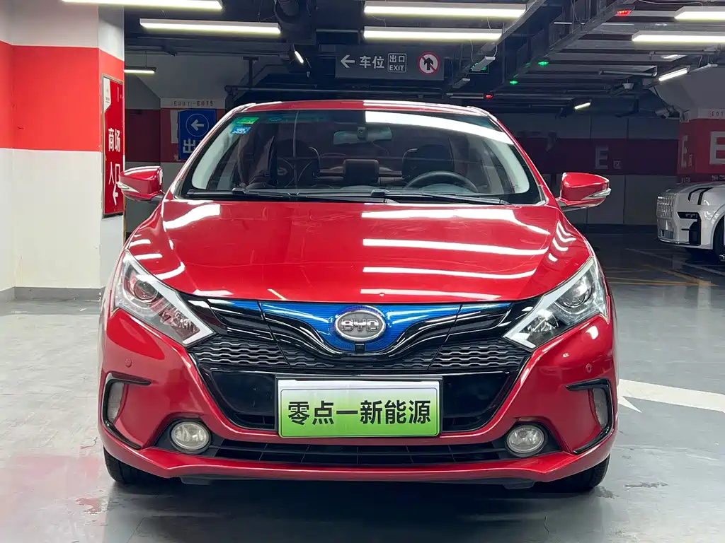 BYD Qin NEV 2016 EV300 Flagship