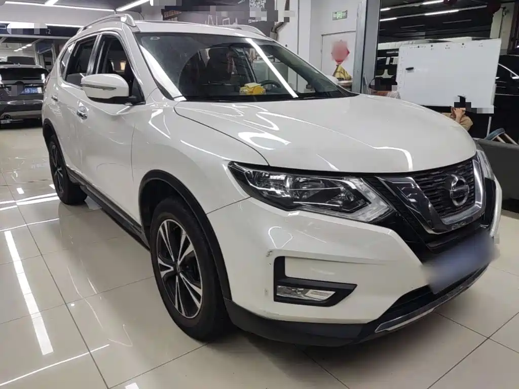 Nissan X-Trail — миниатюра 4