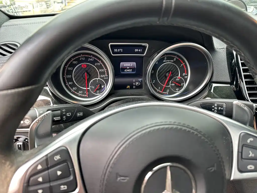 Mercedes-Benz GLS AMG — миниатюра 9