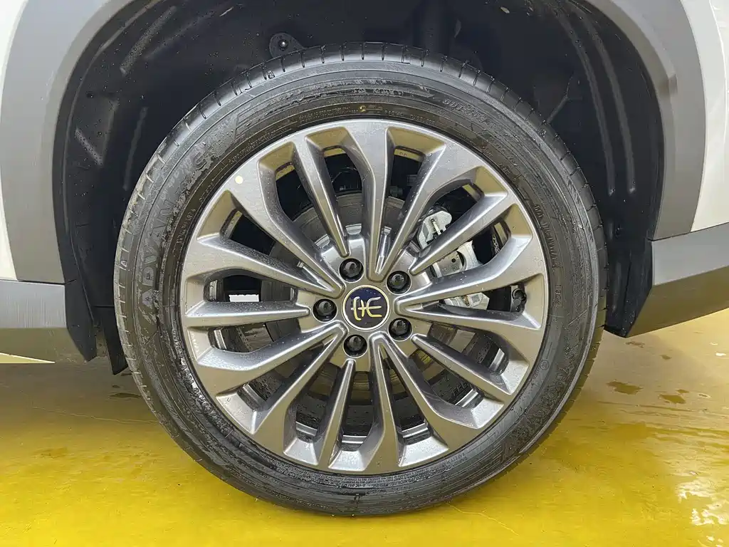 BYD Song Ultra — миниатюра 9