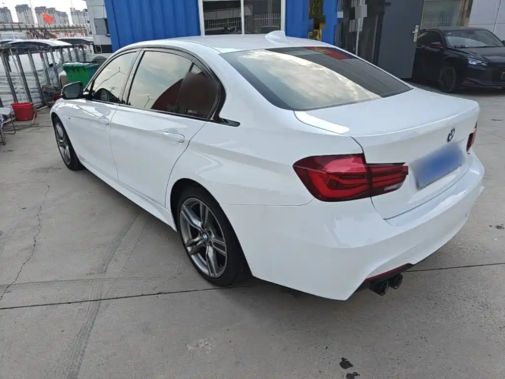 BMW 3 Series — миниатюра 5