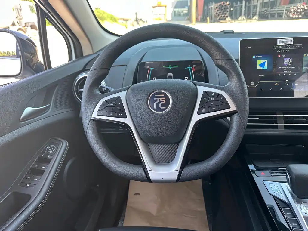 BYD Yuan EV — миниатюра 12