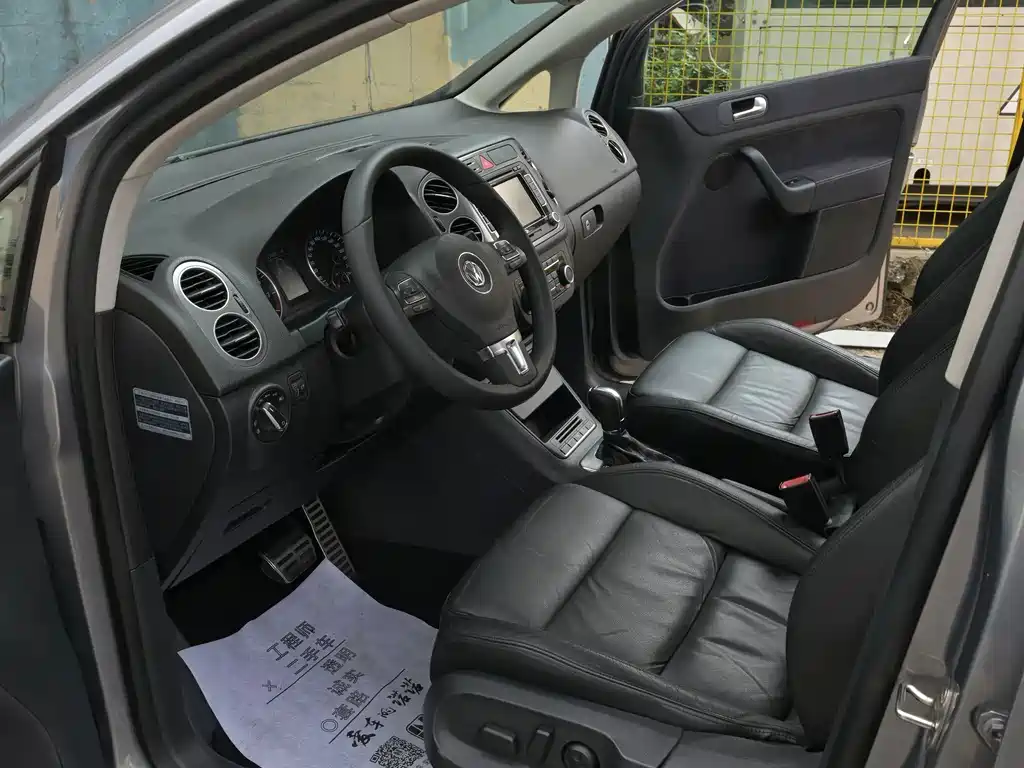 Volkswagen Golf (Import) — миниатюра 6