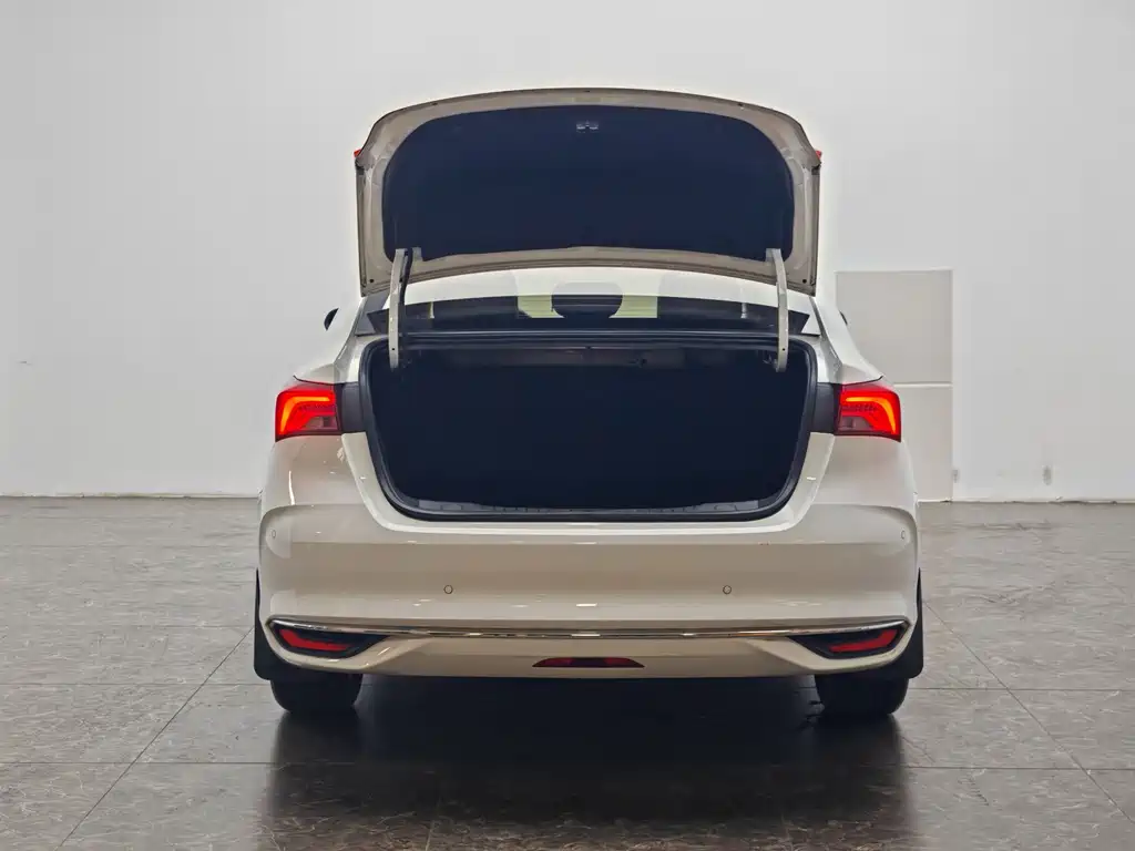 Buick Verano — миниатюра 12