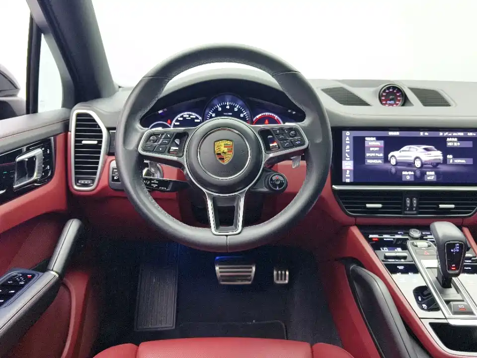 Porsche Cayenne — миниатюра 9