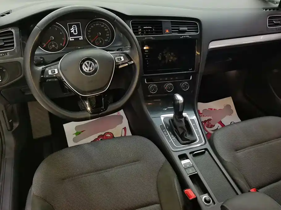 Volkswagen Golf — миниатюра 12