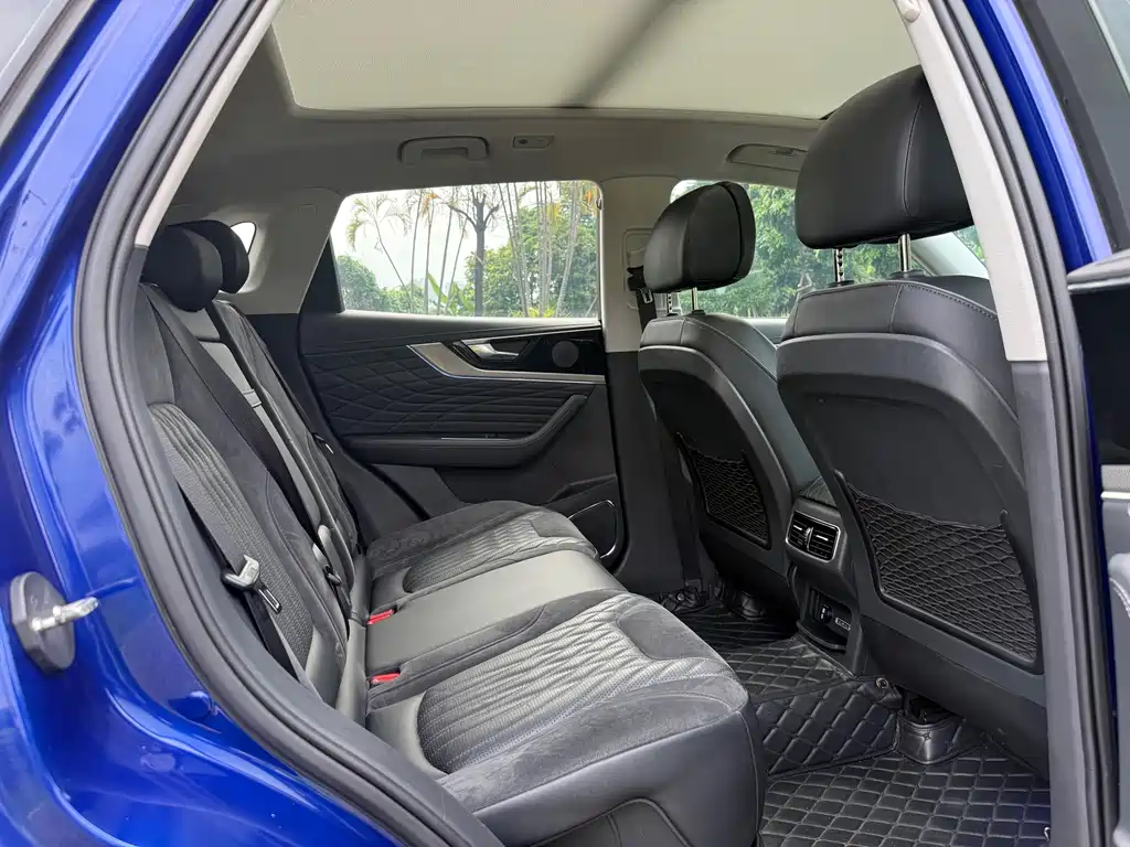 Hongqi Hongqi HS5 — миниатюра 11