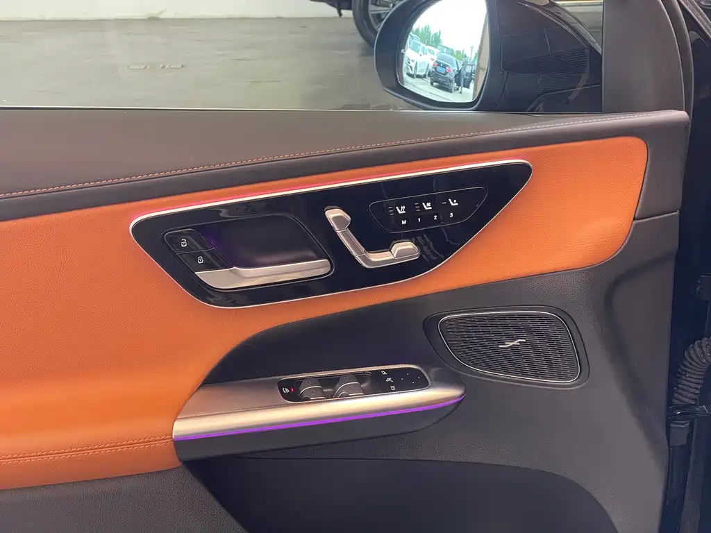 Mercedes-Benz GLC — миниатюра 7