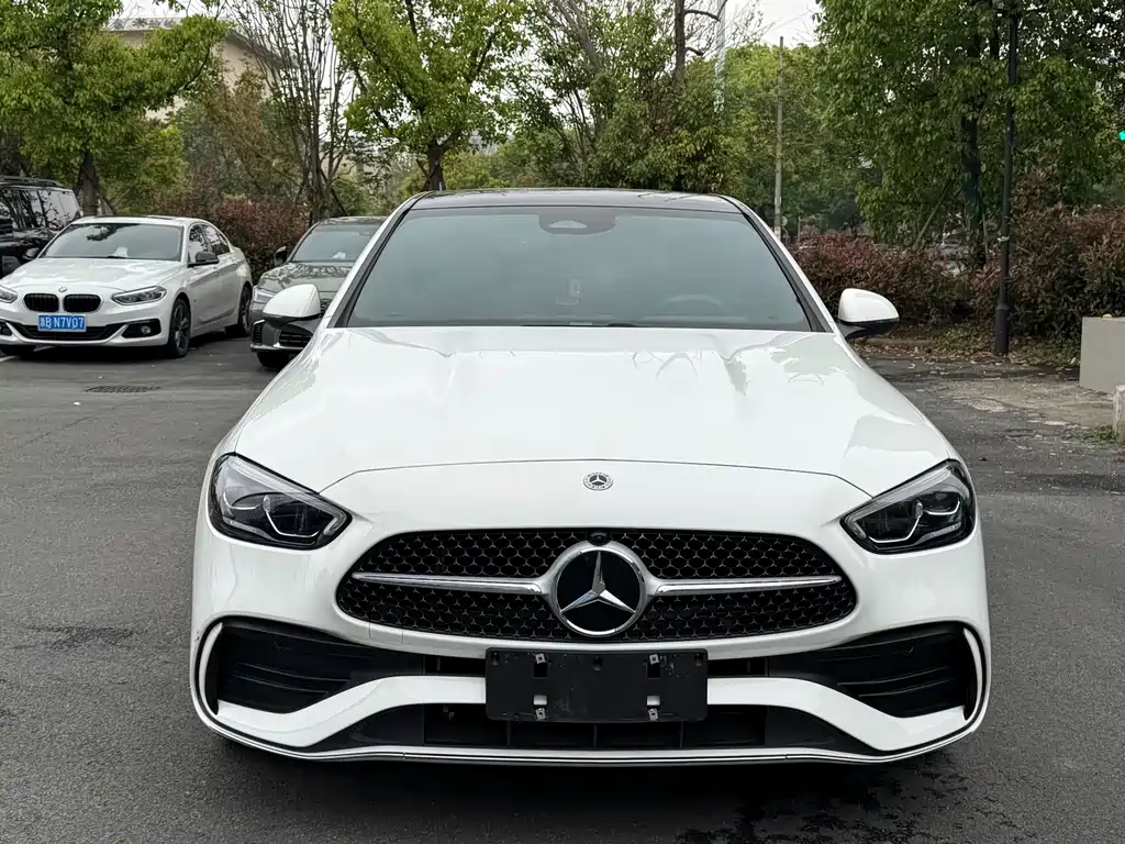 Mercedes-Benz C-Class — миниатюра 2