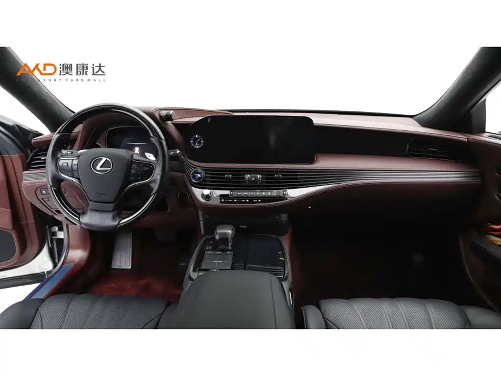 Lexus LS — миниатюра 5