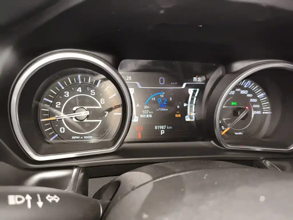 Jeep Grand Commander — миниатюра 12
