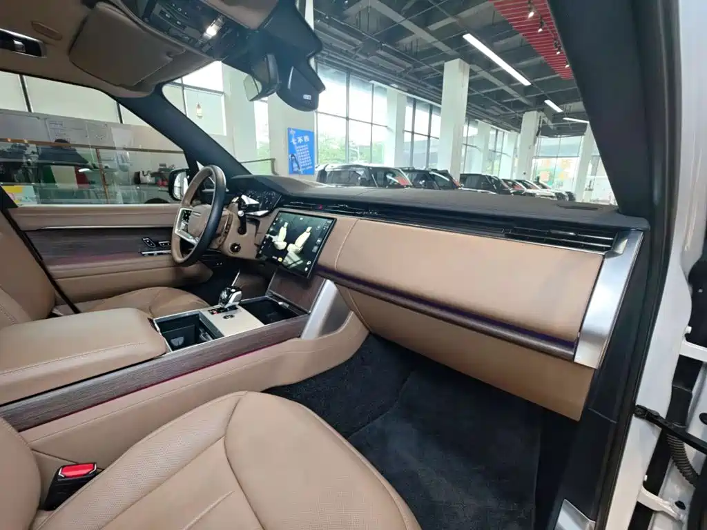 Land Rover Range Rover — миниатюра 28