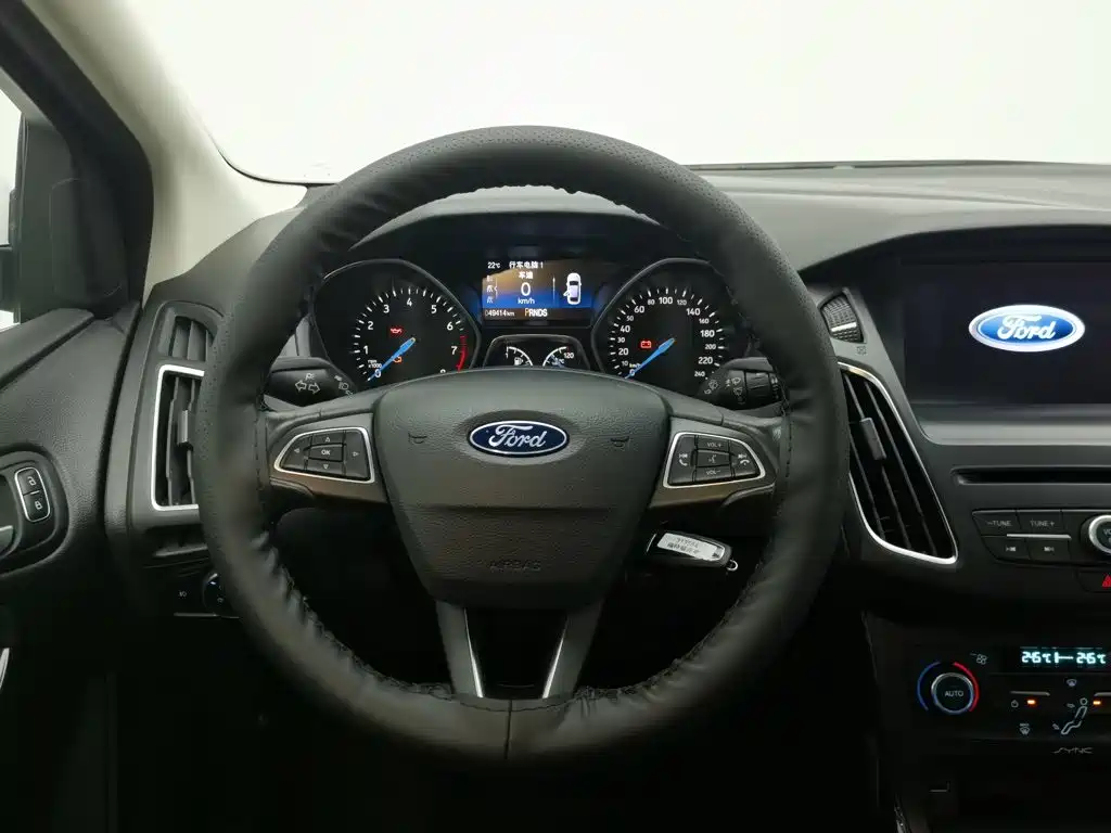 Ford Focus — миниатюра 11