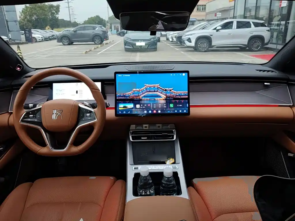 BYD Han L — миниатюра 10