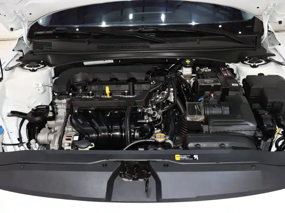 Hyundai Elantra — миниатюра 19