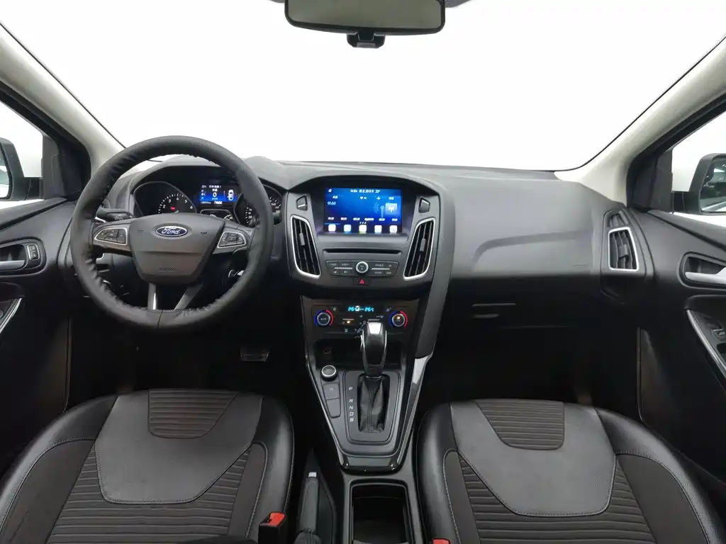 Ford Focus — миниатюра 5
